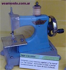 m&aacute;quina de coser de juguete