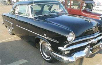 Ford - Coup&eacute; Crestline Victoria  1953