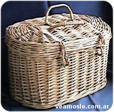 cesta de mimbre