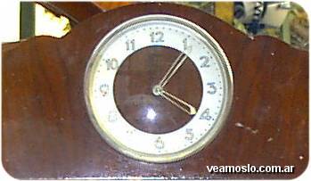 reloj de mesa